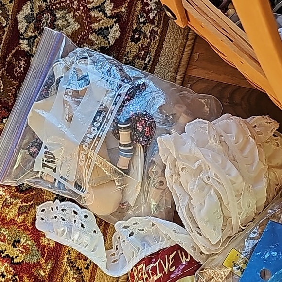 Whole Basketfull!!! For Button & Spool Dolls!🧵❣️ - Picture 8 of 16